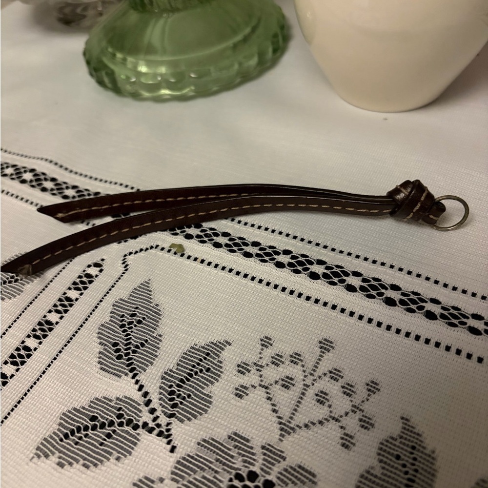 *Vintage* Y2K 2006 Soho Satchel Replacement Mahogany Long Zipper Pull